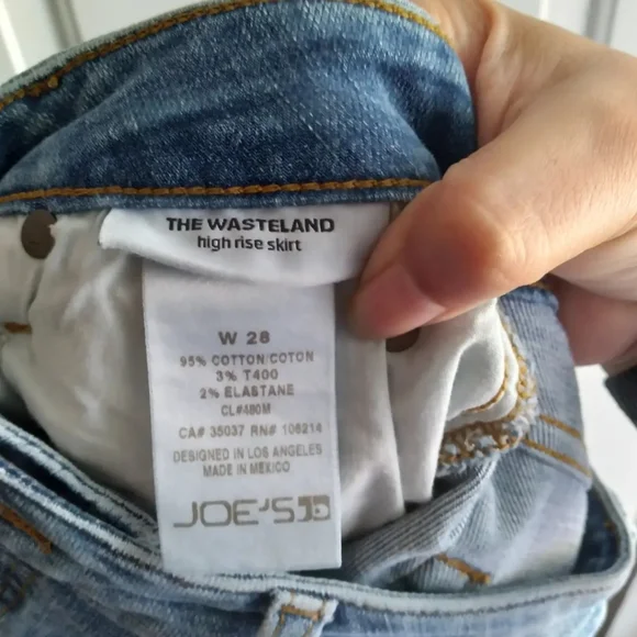 Joe's Jeans The Wasteland High Rise denim skirt, size 28 - Picture 5 of 7